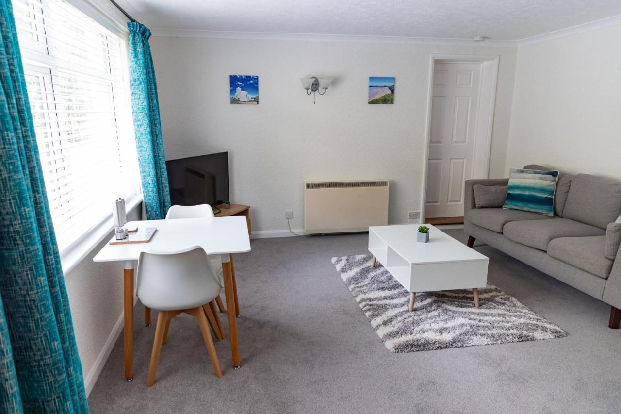 2 Chatsworth Riverscape Apartments - Peaceful Apartment In Great Location With Free Parking Overlooking The Gannel Just A Short Walk From Newquays Incredible Beaches And Local Amenities New Quay Екстериор снимка